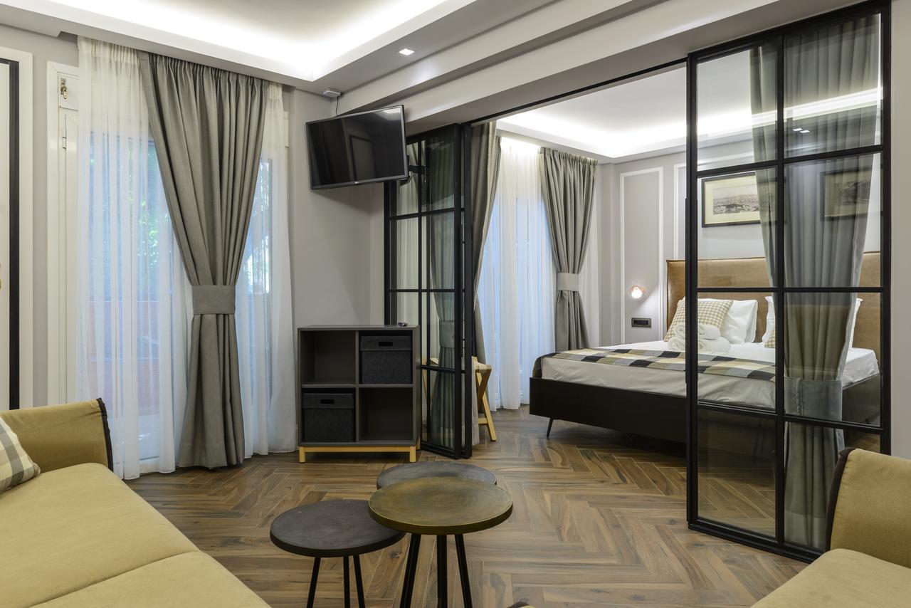 The Marble House Apartment